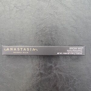 Anastasia Beverly Hills Brow Wiz - Taupe